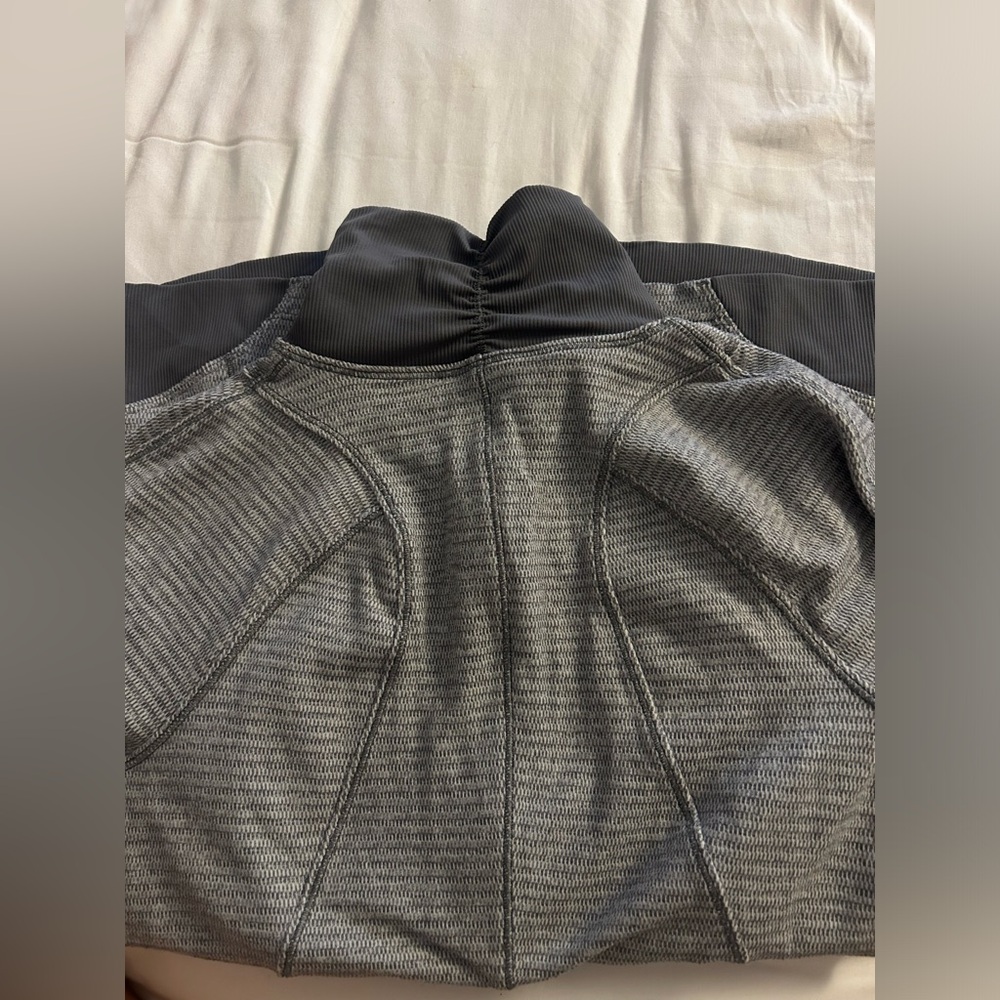 Lululemon running pullover zip pocket - Picture 8 of 10